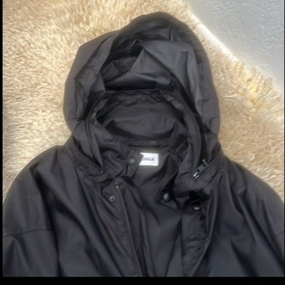 Balenciaga
Balenciaga 7-language assault suit jacket - Picture 8 of 13